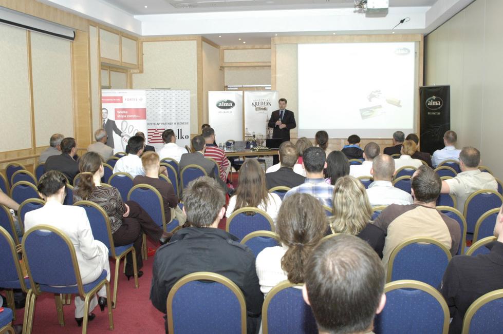 249152128_8.jpg, Prezentacja Sp�ki Alma Market SA