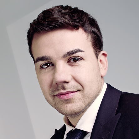 Marcin Działek, Doradca Inwestycyjny (nr 402), Analityk w  Biurze Doradztwa Inwestycyjnego Santander Bank Polska