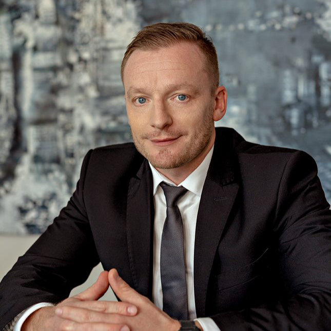Tomasz Szymula, Analityk Saxo Banku