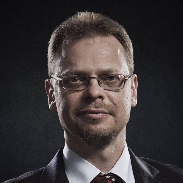 dr Marcin Szumowski, Prezes Zarządu, CEO OncoArendi Therapeutics dr Marcin Szumowski, Prezes Zarządu, CEO OncoArendi Therapeutics