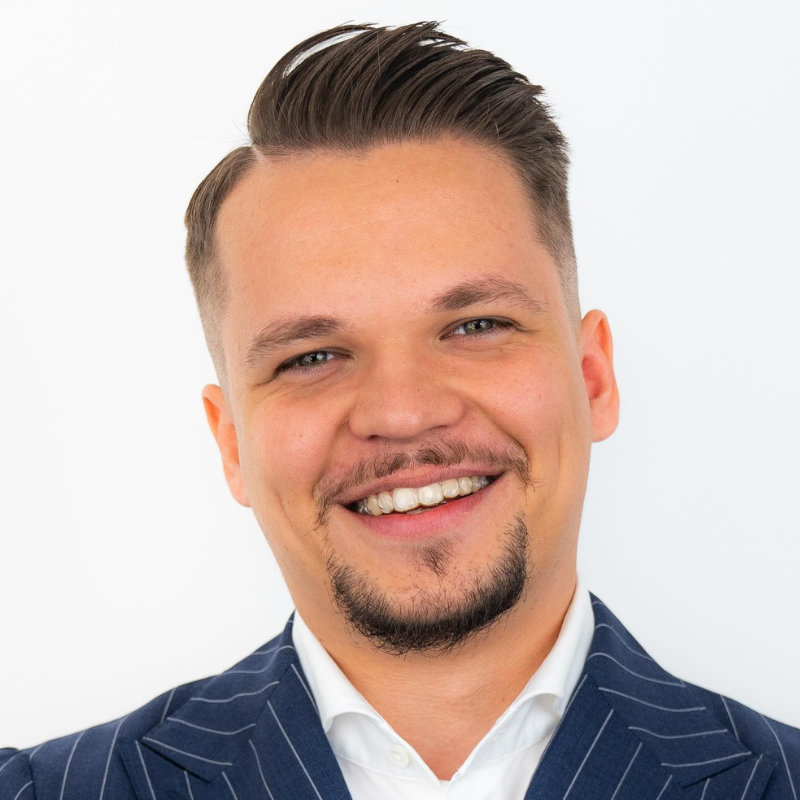 Krzysztof Misiałkiewicz  Współzałożyciel i Prezes Zarządu EKIPA HOLDING S.A.