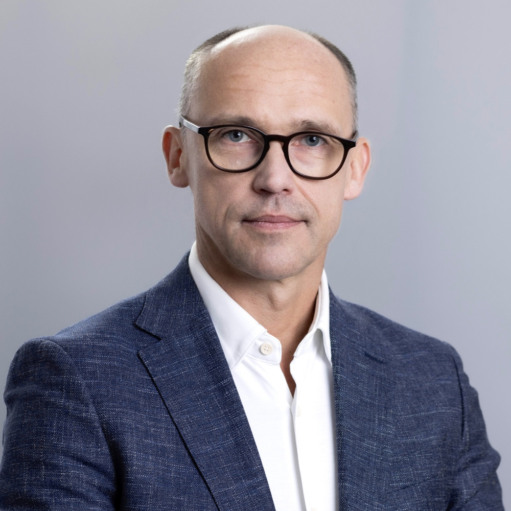 Robert Brzozowski, Wiceprezes Zarządu ds. Handlowych