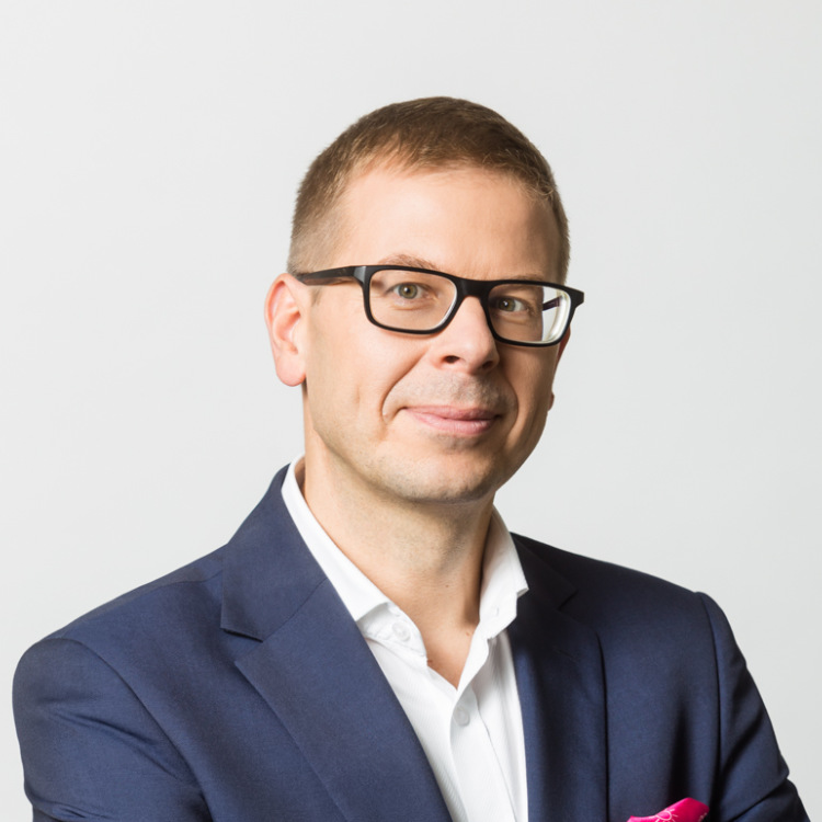 Krzysztof Surma, Wiceprezes Zarzadu ds. Finansów Krzysztof Surma, Wiceprezes Zarzadu ds. Finansów