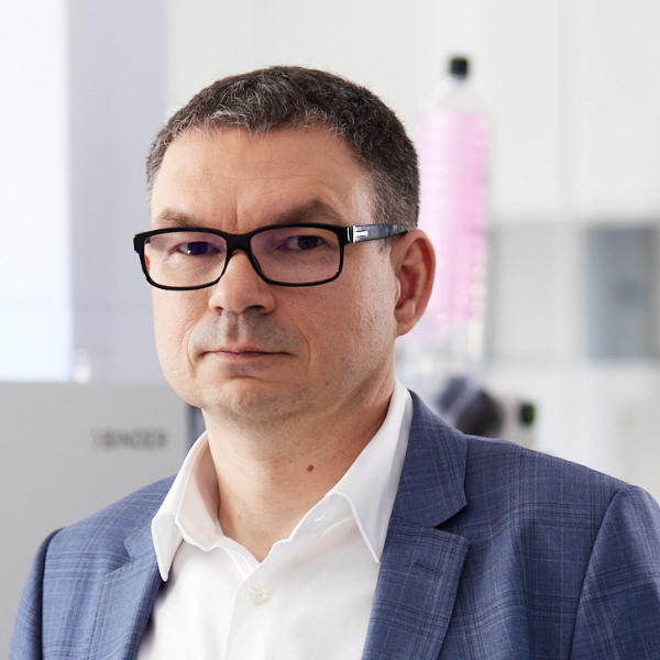 Mariusz Bosiak, CEO & Dyrektor ds. Technologii