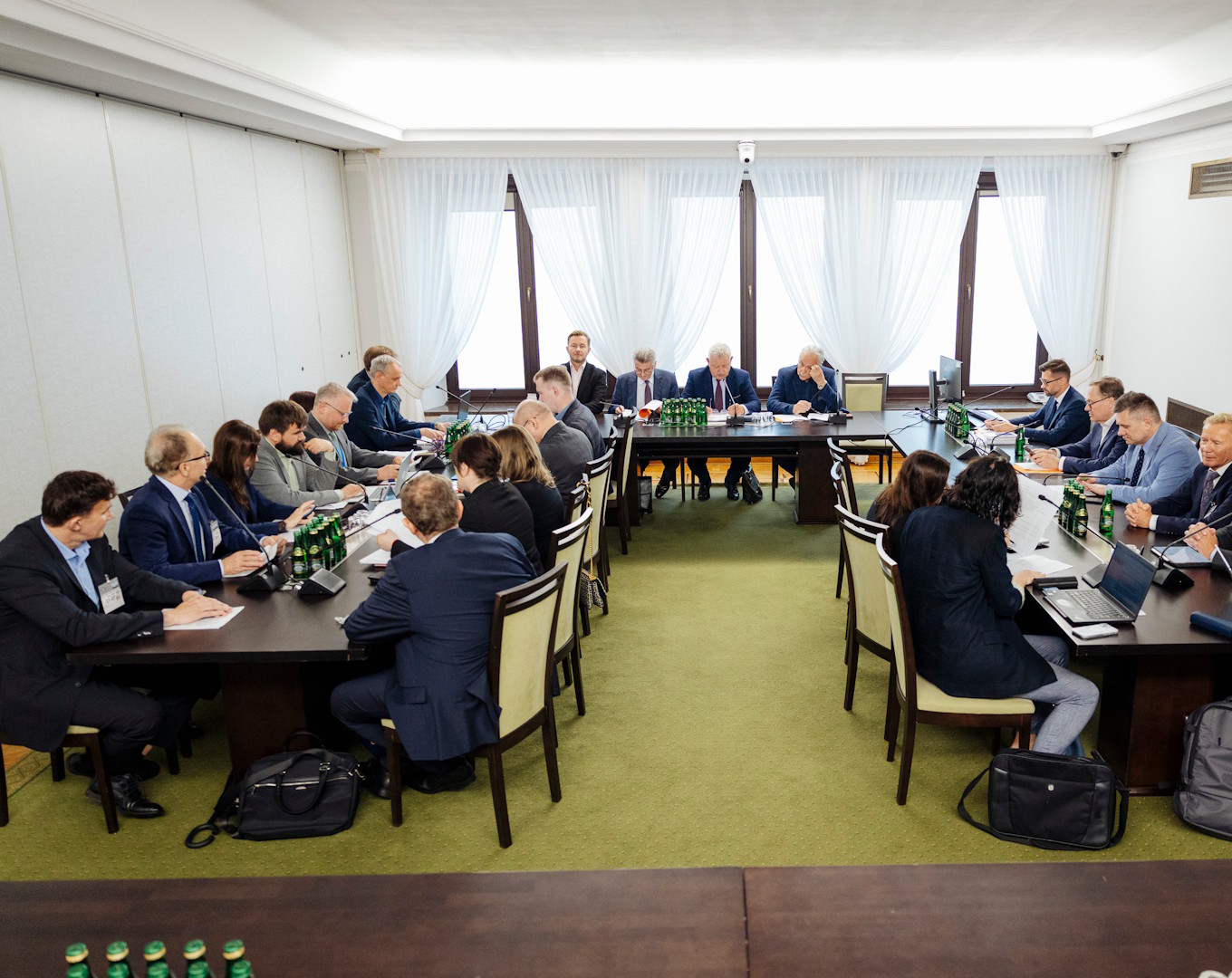 Senatorowie zajęli się ustawą o OKI. Lokaty i SKOK-i wzbudziły kontrowersje (Newsroom)