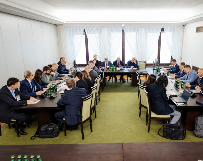 Senatorowie zajęli się ustawą o OKI. Lokaty i SKOK-i wzbudziły kontrowersje (Newsroom)